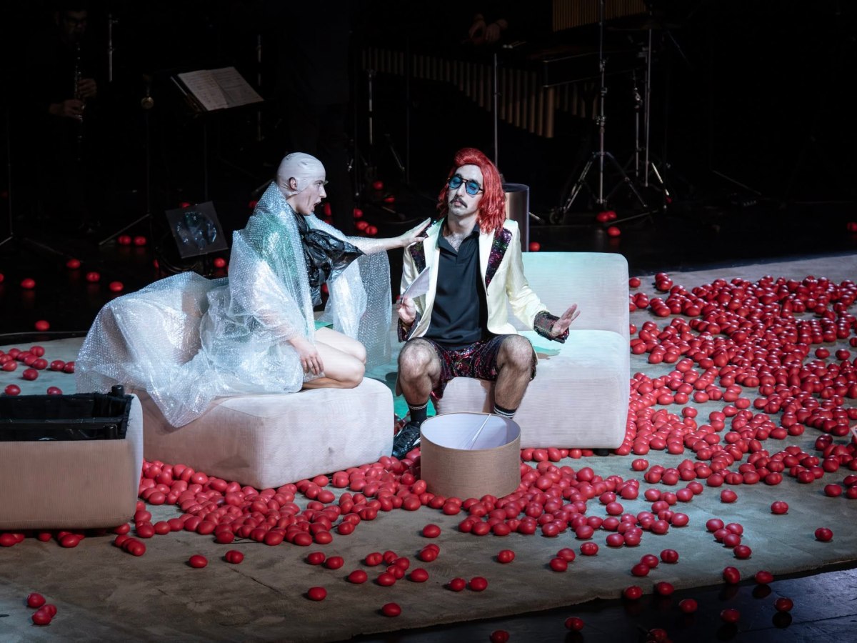Ensems i Les Arts encerten amb la provocadora òpera «Estètica i massacre»